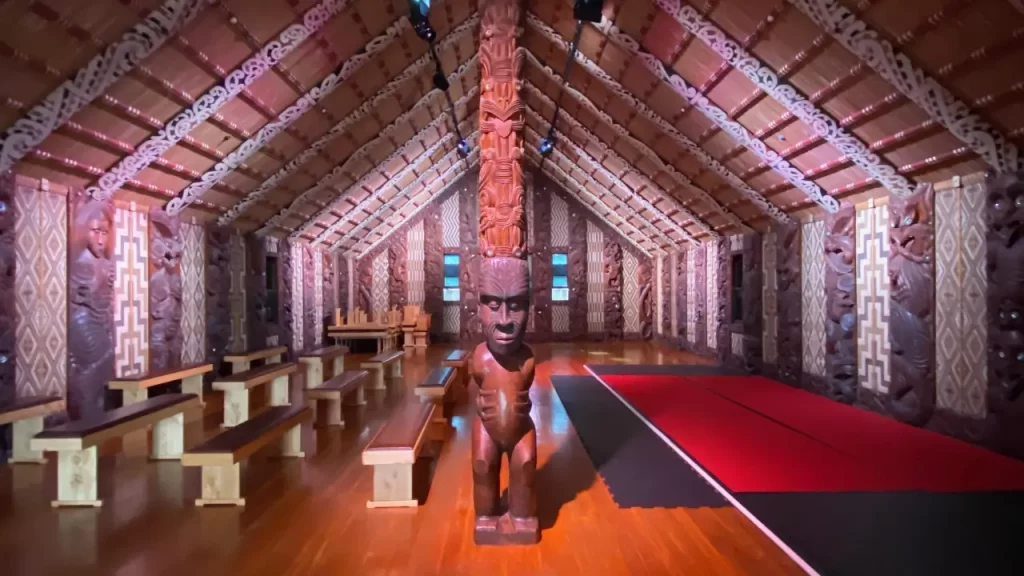 marae, espaço sagrado da cultura maori
