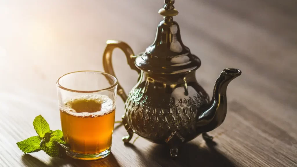 bebidas típicas do oriente médio: chá de hortelã